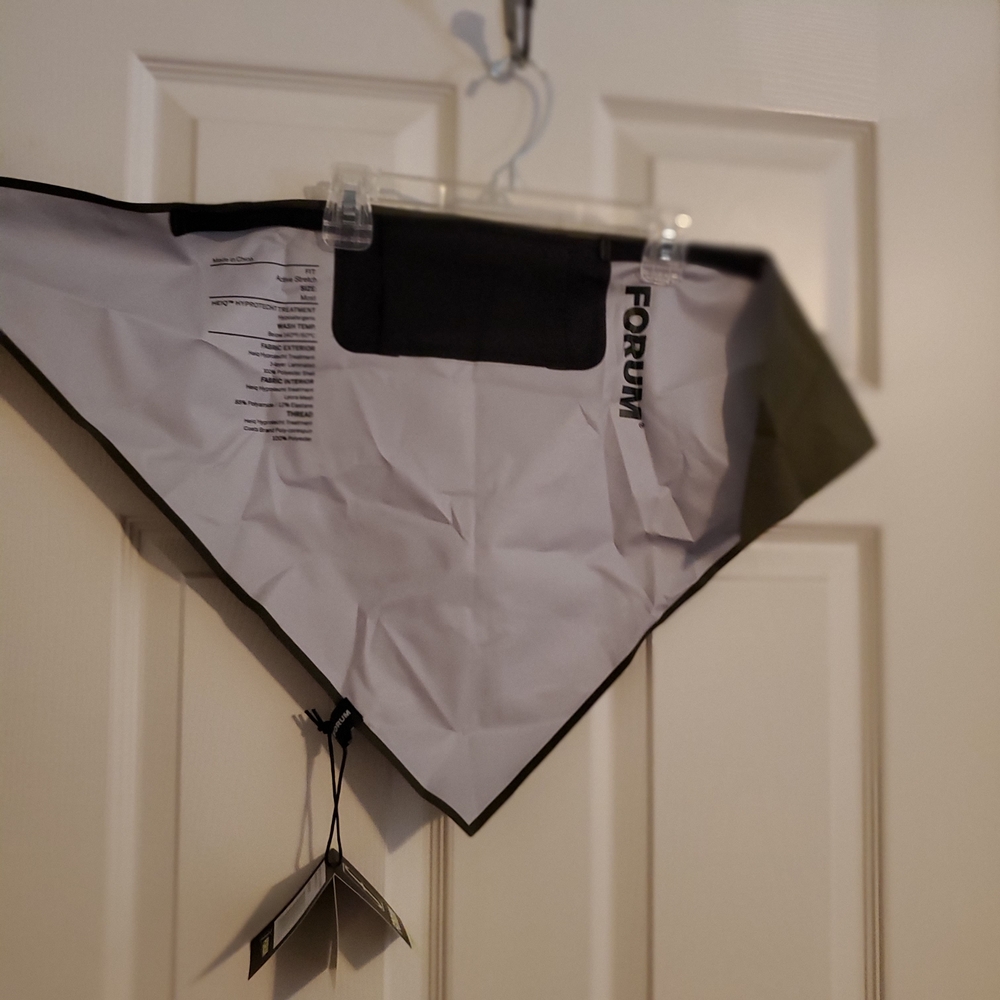 FORUM Weatherproof Snowboarding Ski Bandana